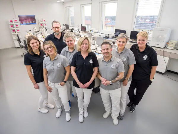 Das Team des Dentallabors der CenDenta Berlin